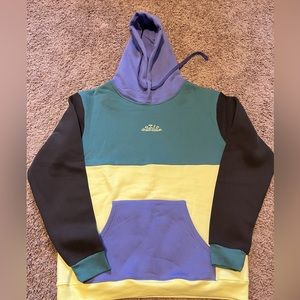 Notice the Reckless XL Hoodie **never worn**